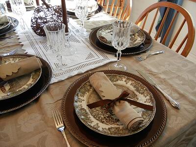 Thanksgiving_table