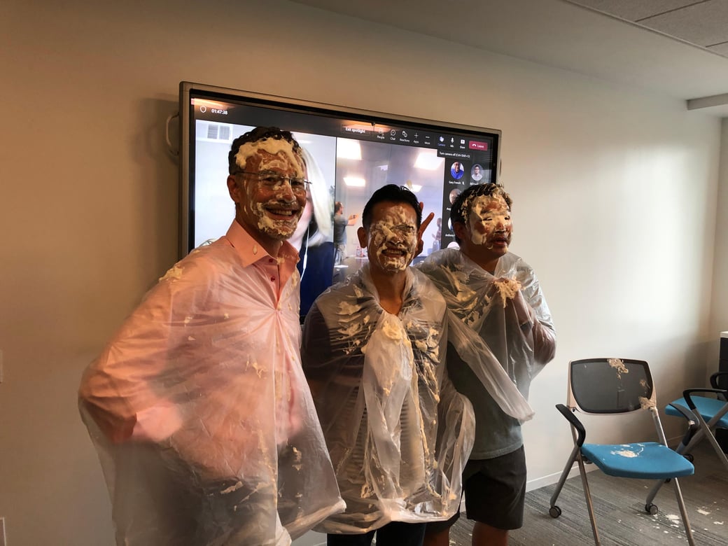 Partners Pied