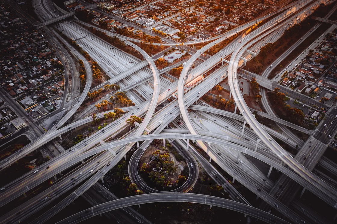 denys-nevozhai-nDfEFYiGrAY-unsplash